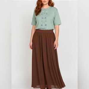 VNTG Floral Embroidered Green Sweater